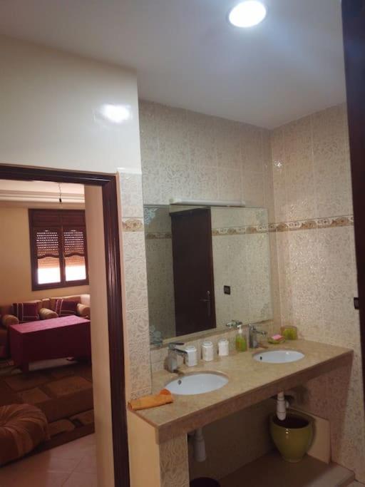 Apartment Confortable Spacieux Et Aere *
