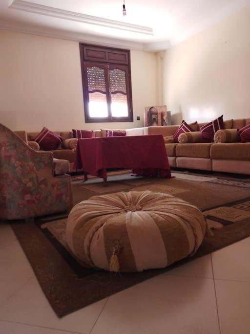 Confortable Spacieux Et Aere Apartment